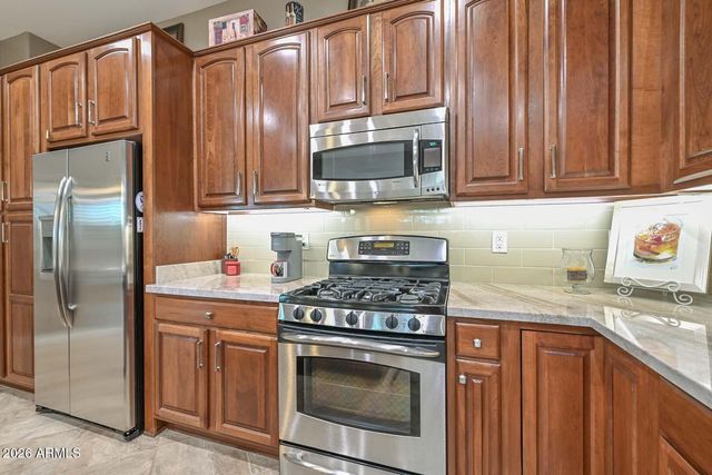 12927 W Quail Track Drive, Peoria, AZ 85383