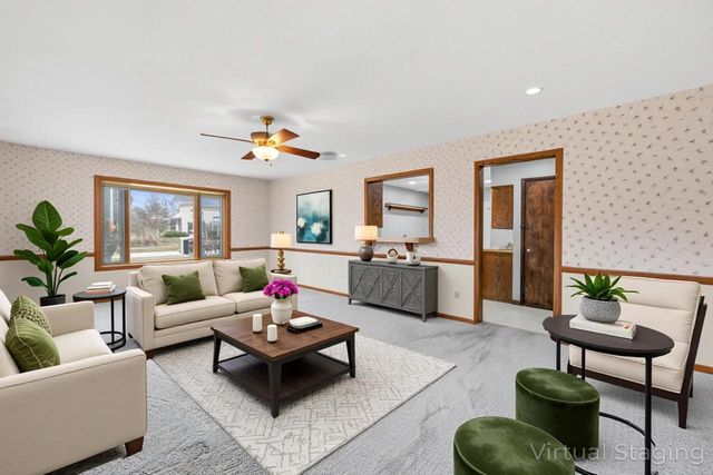 200 Greenfield AVENUE, Waukesha, WI 53186