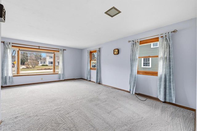 200 Greenfield AVENUE, Waukesha, WI 53186