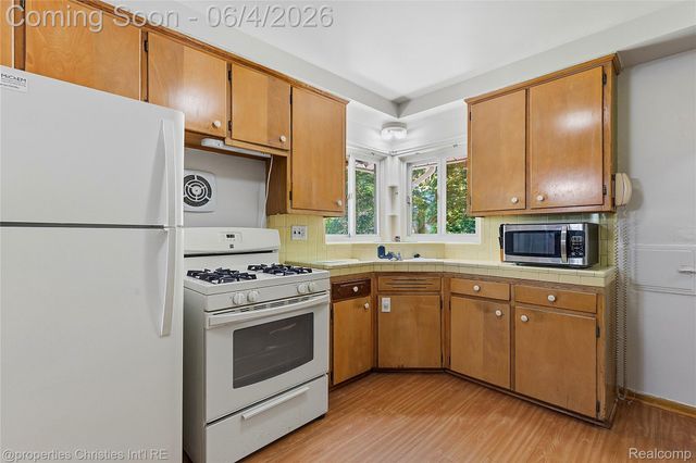 9610 Norborne, Redford Charter Township, MI 48239