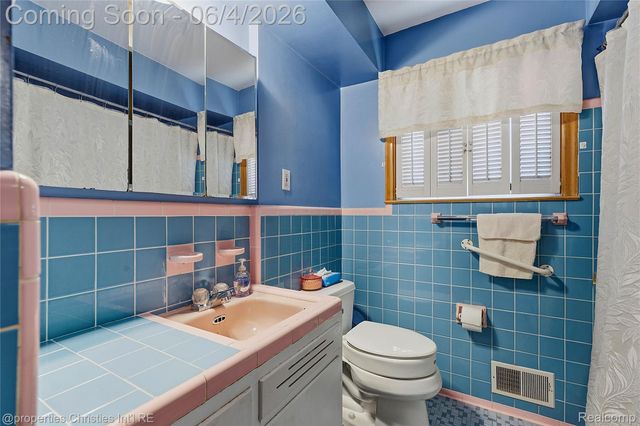 9610 Norborne, Redford Charter Township, MI 48239