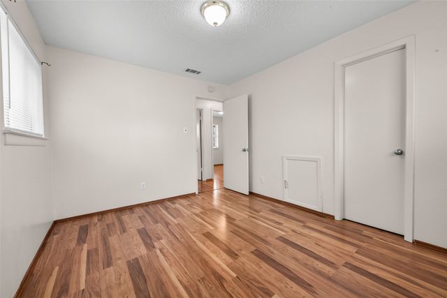 404 Vaden Avenue, Everman, TX 76140