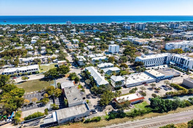 290 NE 5th Avenue 6, Delray Beach, FL 33483