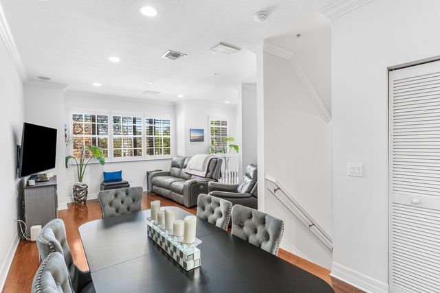 290 NE 5th Avenue 6, Delray Beach, FL 33483