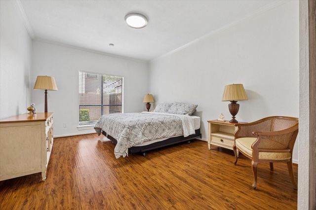 1201 Bering Drive 31, Houston, TX 77057