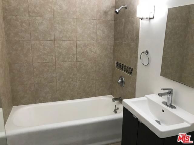 1406 2nd Avenue, Los Angeles, CA 90019