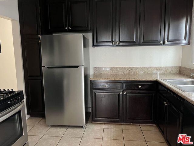 1406 2nd Avenue, Los Angeles, CA 90019