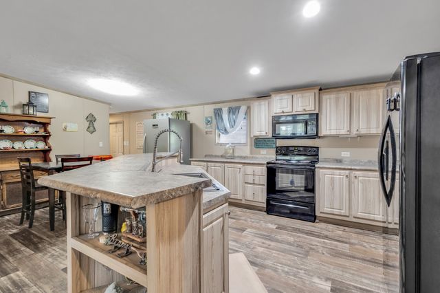 935 Indian Gap, Quitman, TX 75783