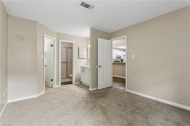 103 Stratford Dr Apt B, Williamsburg, VA 23185