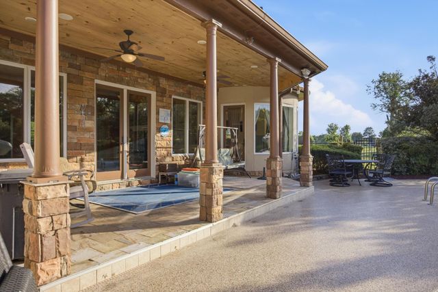 222 Cross Creek Drive, Ringgold, GA 30736