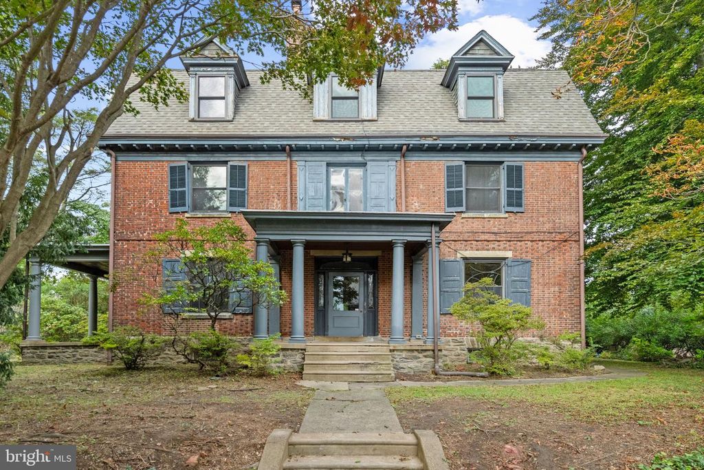 6439 CHEROKEE ST, PHILADELPHIA, PA 19119 — exterior