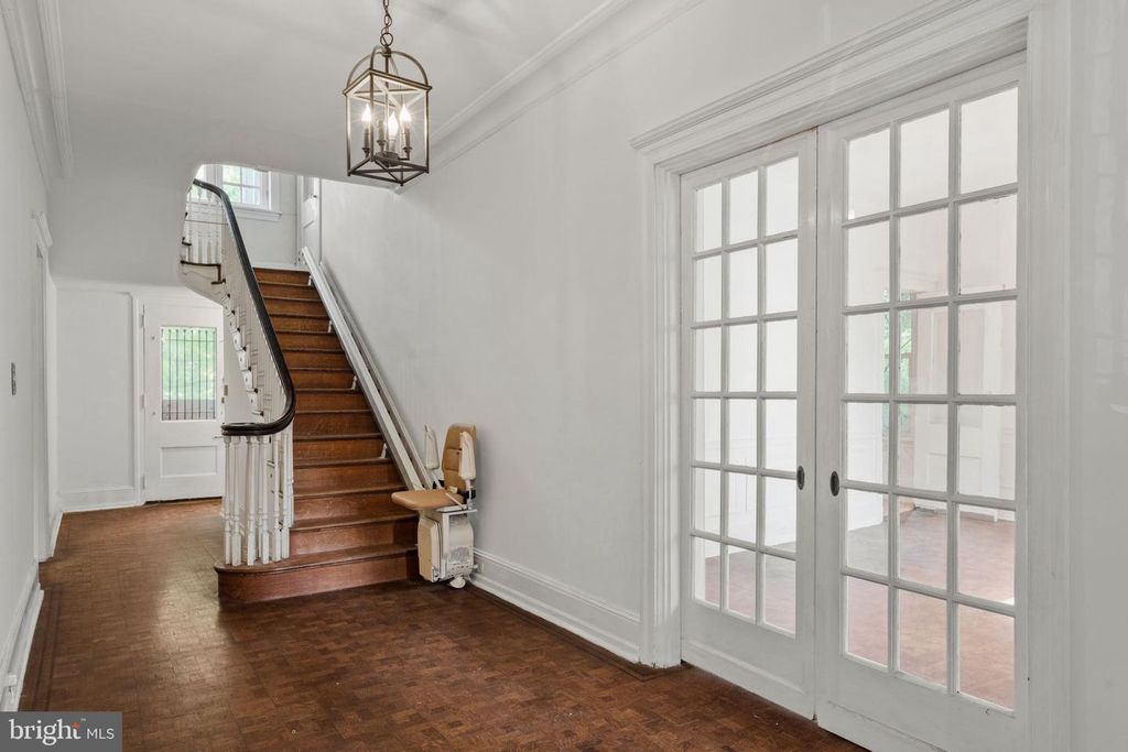6439 CHEROKEE ST, PHILADELPHIA, PA 19119 — photo 2