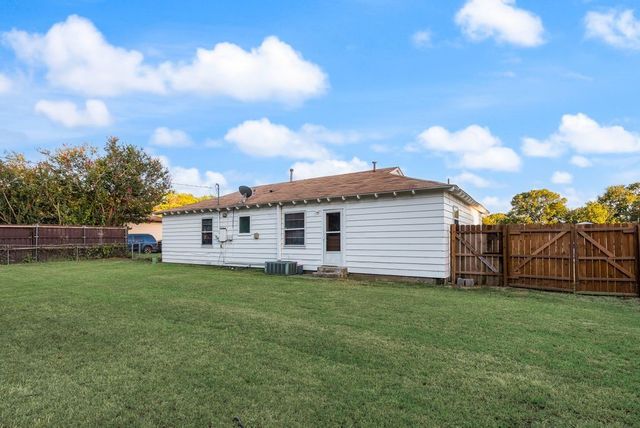 11719 Manon Drive, Balch Springs, TX 75180