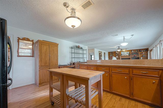 220 Hillcrest Drive, Coldspring, TX 77331