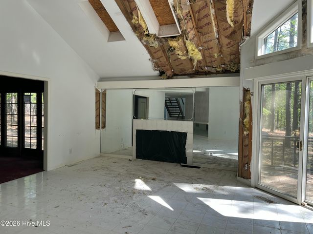 1551 Linden Road, Aberdeen, NC 28315