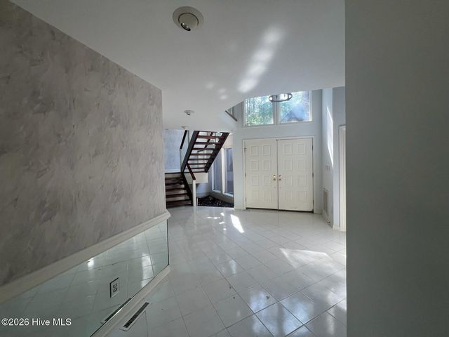 1551 Linden Road, Aberdeen, NC 28315