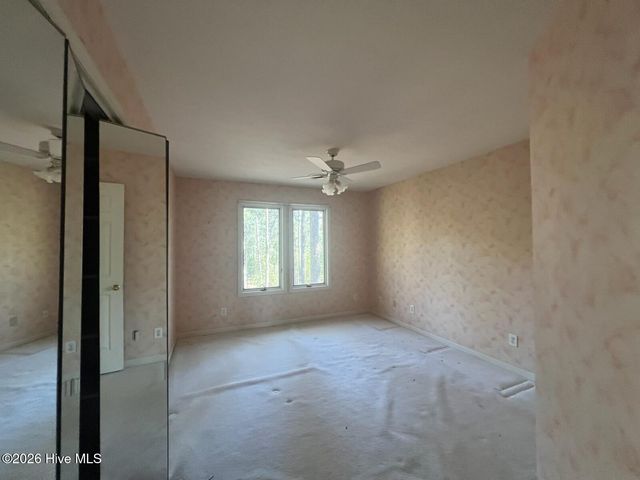 1551 Linden Road, Aberdeen, NC 28315