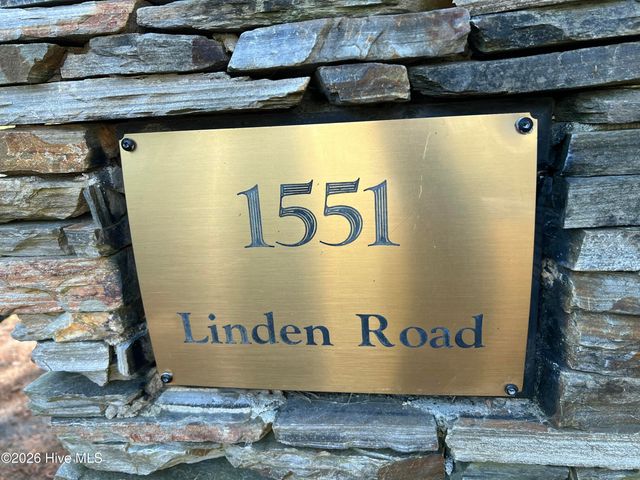 1551 Linden Road, Aberdeen, NC 28315