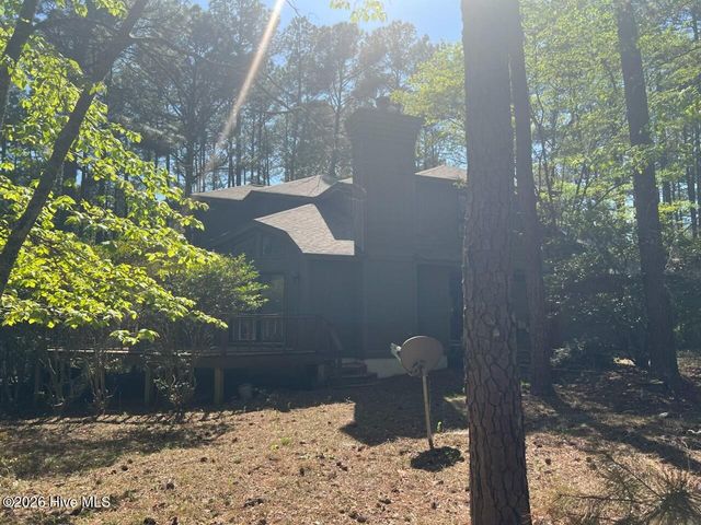 1551 Linden Road, Aberdeen, NC 28315