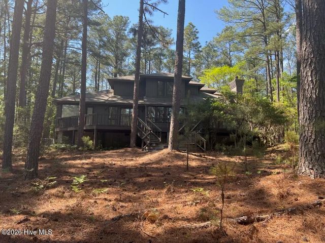 1551 Linden Road, Aberdeen, NC 28315