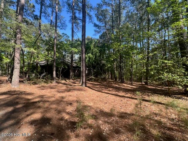 1551 Linden Road, Aberdeen, NC 28315