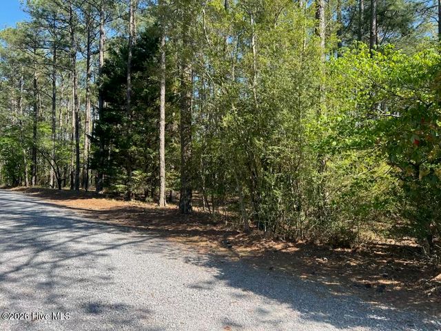 1551 Linden Road, Aberdeen, NC 28315