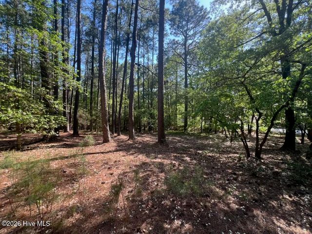 1551 Linden Road, Aberdeen, NC 28315