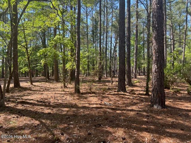 1551 Linden Road, Aberdeen, NC 28315