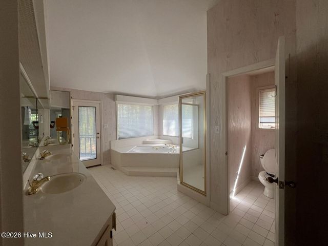 1551 Linden Road, Aberdeen, NC 28315