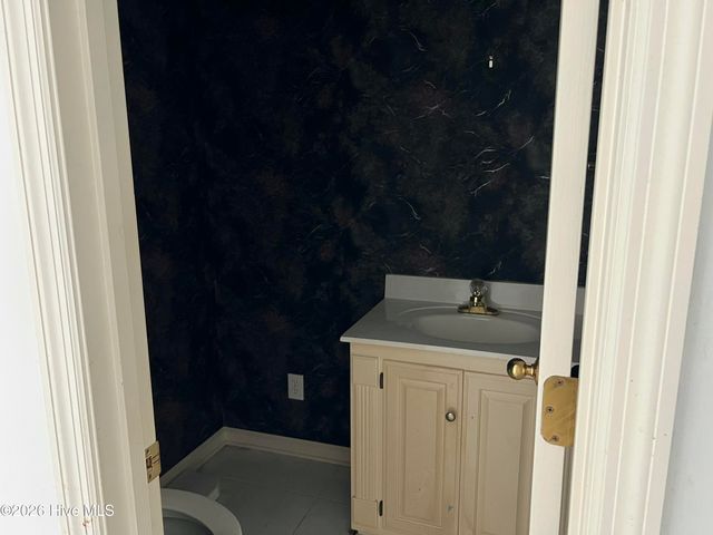 1551 Linden Road, Aberdeen, NC 28315