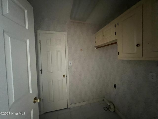 1551 Linden Road, Aberdeen, NC 28315