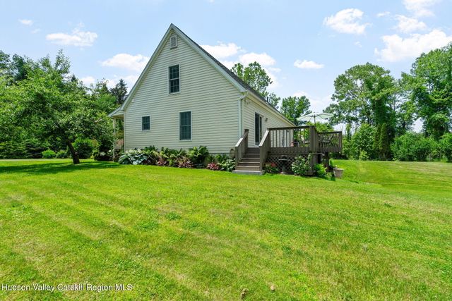 58 Van Deusen Road, Hudson, NY 12534