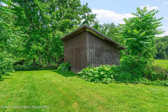 58 Van Deusen Road, Hudson, NY 12534