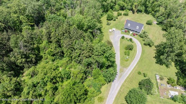 58 Van Deusen Road, Hudson, NY 12534