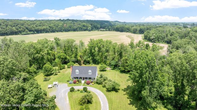 58 Van Deusen Road, Hudson, NY 12534