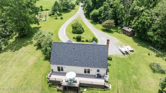58 Van Deusen Road, Hudson, NY 12534