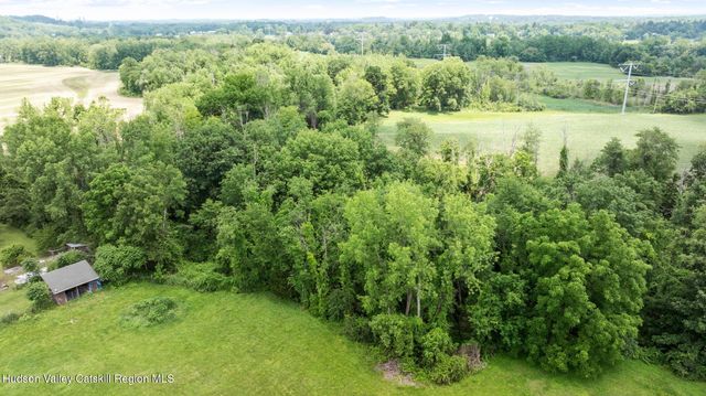 58 Van Deusen Road, Hudson, NY 12534
