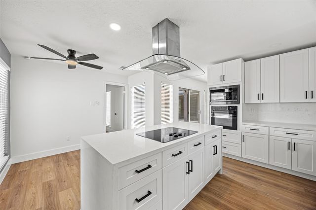 12210 Waldemar Drive, Houston, TX 77077