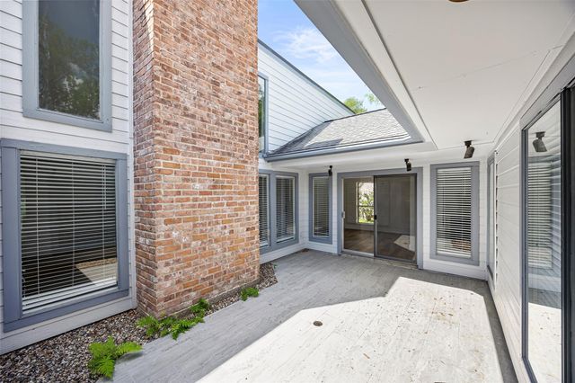 12210 Waldemar Drive, Houston, TX 77077