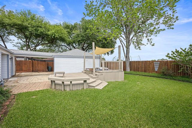 12210 Waldemar Drive, Houston, TX 77077