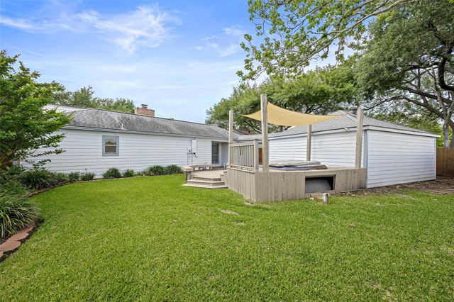 12210 Waldemar Drive, Houston, TX 77077