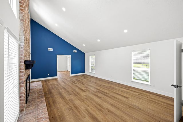 12210 Waldemar Drive, Houston, TX 77077