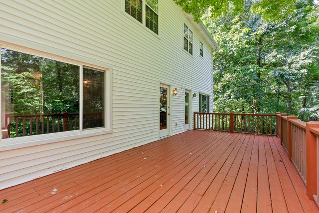 2305 Covington Cove Lane, Signal Mountain, TN 37377