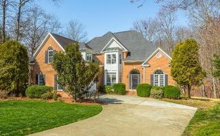 2305 Covington Cove Lane, Signal Mountain, TN 37377