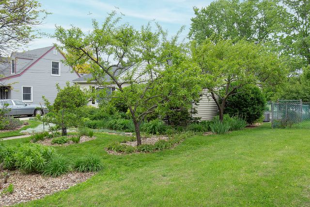 440 E Maple Street, Lombard, IL 60148