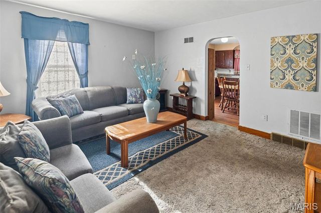 839 N 82nd Street, East St Louis, IL 62203