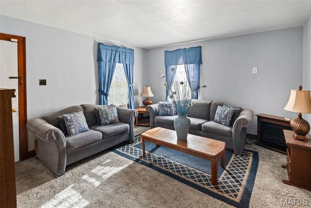 839 N 82nd Street, East St Louis, IL 62203