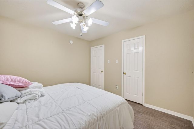 7919 Pelican Lane, Baytown, TX 77523