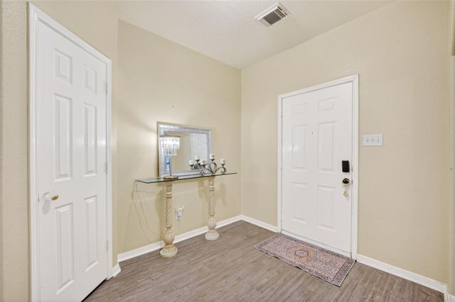 7919 Pelican Lane, Baytown, TX 77523