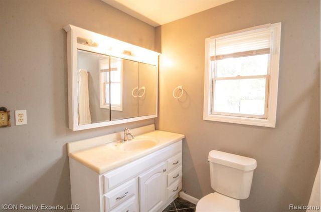 743 Hollister Street, Pontiac, MI 48340